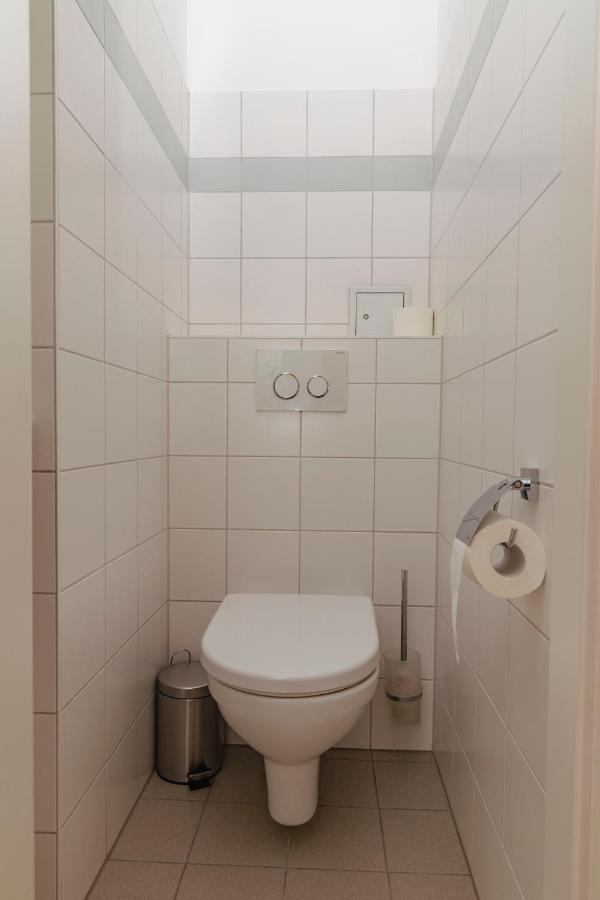 Beautiful 2-Bedroom Apartment Near Schoenbrunn Vienna Exterior photo