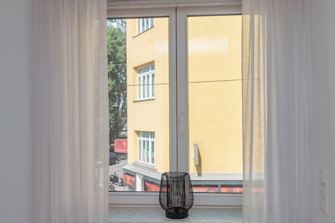 Beautiful 2-Bedroom Apartment Near Schoenbrunn Vienna Exterior photo