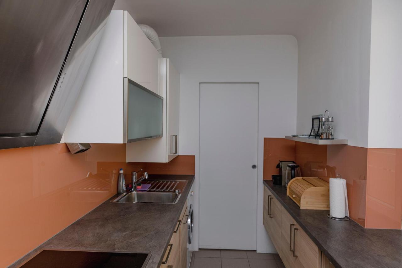 Beautiful 2-Bedroom Apartment Near Schoenbrunn Vienna Exterior photo